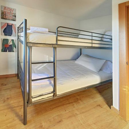 Apartament Pau Casals, 2 Min Walk From The Sea & Sea View โยเรตเดมาร์ ภายนอก รูปภาพ